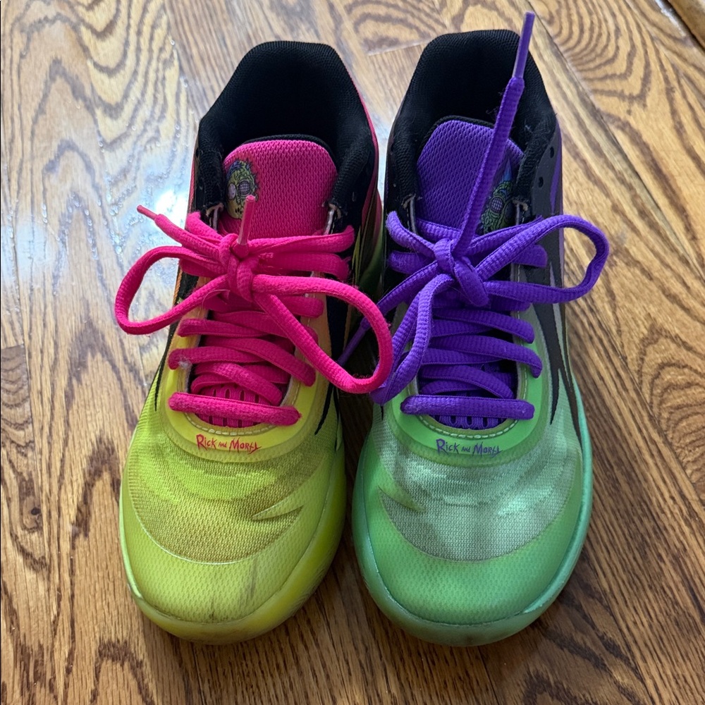 RICK AND MORTY SIZE 5 KIDS USED